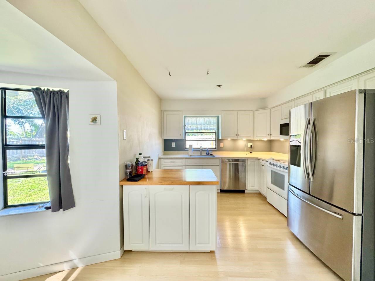 3195 CHAMBLEE LN — photo 12