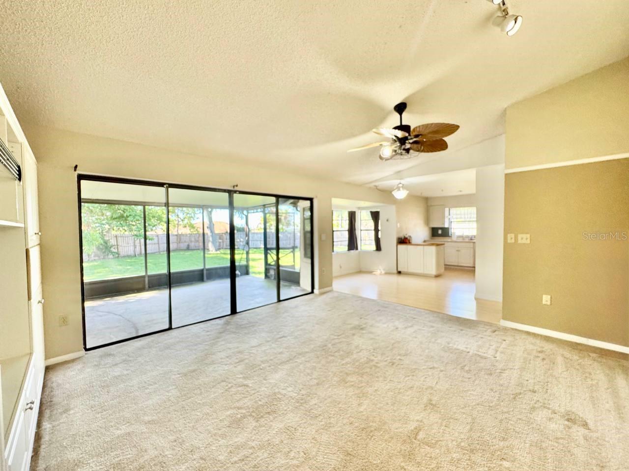 3195 CHAMBLEE LN — photo 7