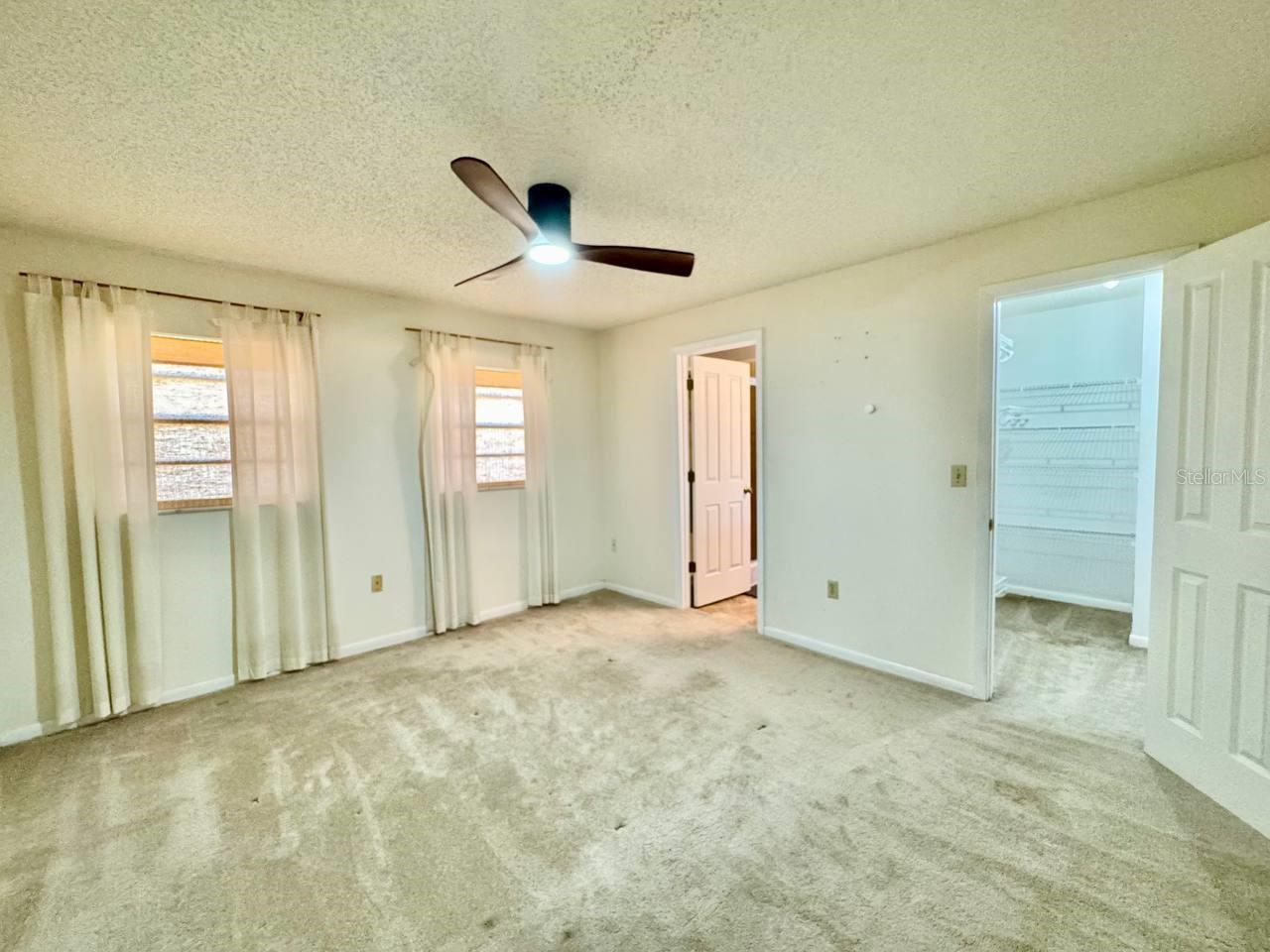 3195 CHAMBLEE LN — photo 24