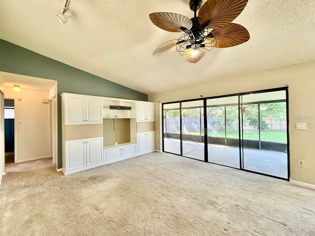 3195 CHAMBLEE LN — photo 5