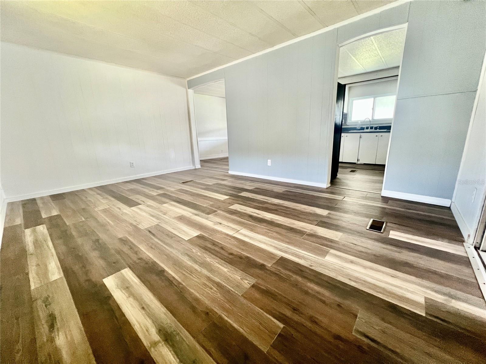 10811 FREEDOM DR — photo 10