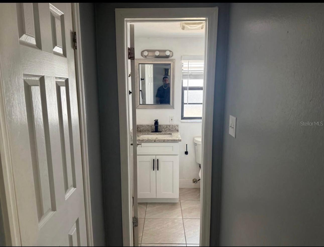 8501 N PACKWOOD AVE — photo 30