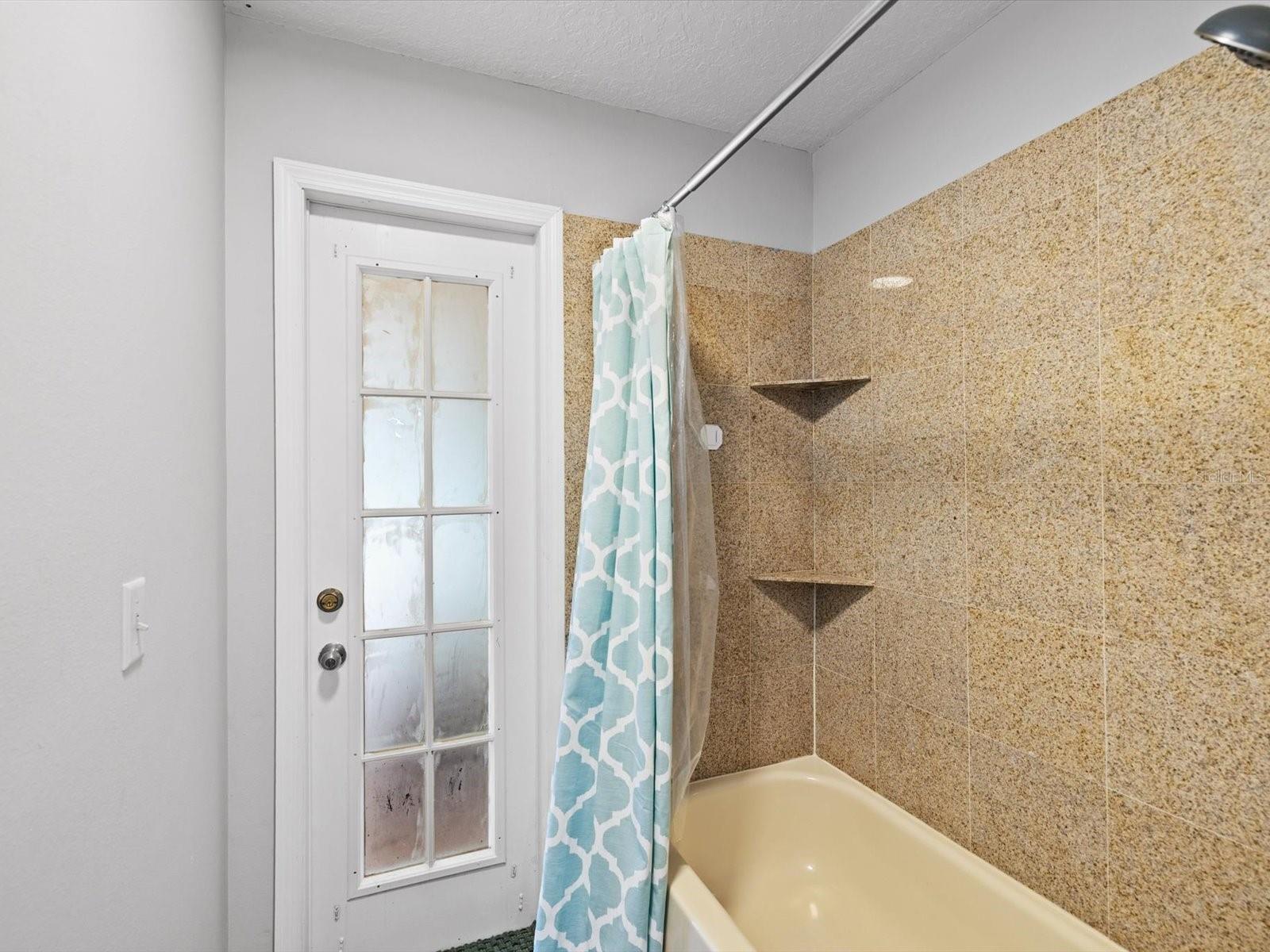 5416 WINDBRUSH DR — photo 28