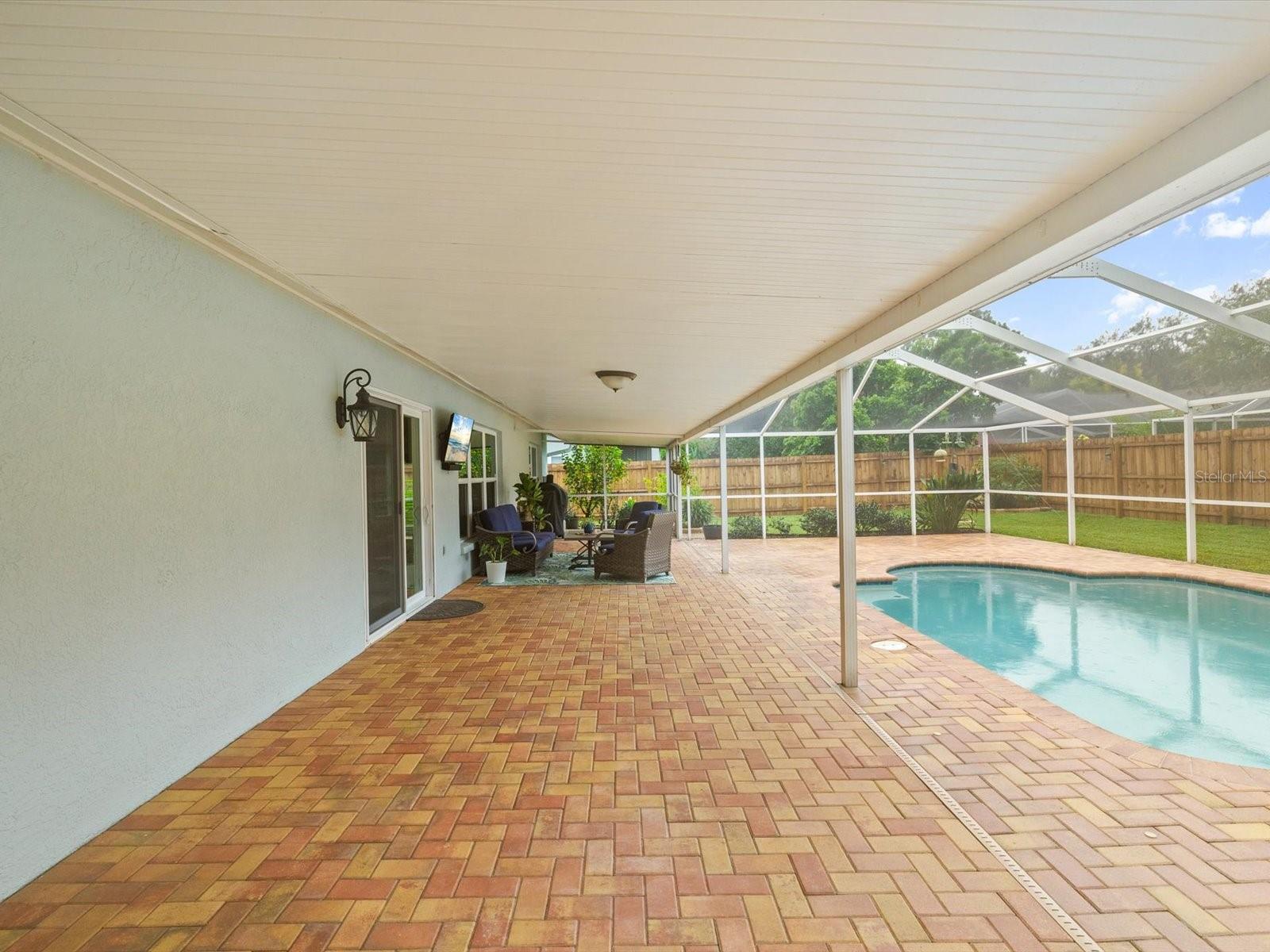 5416 WINDBRUSH DR — photo 39
