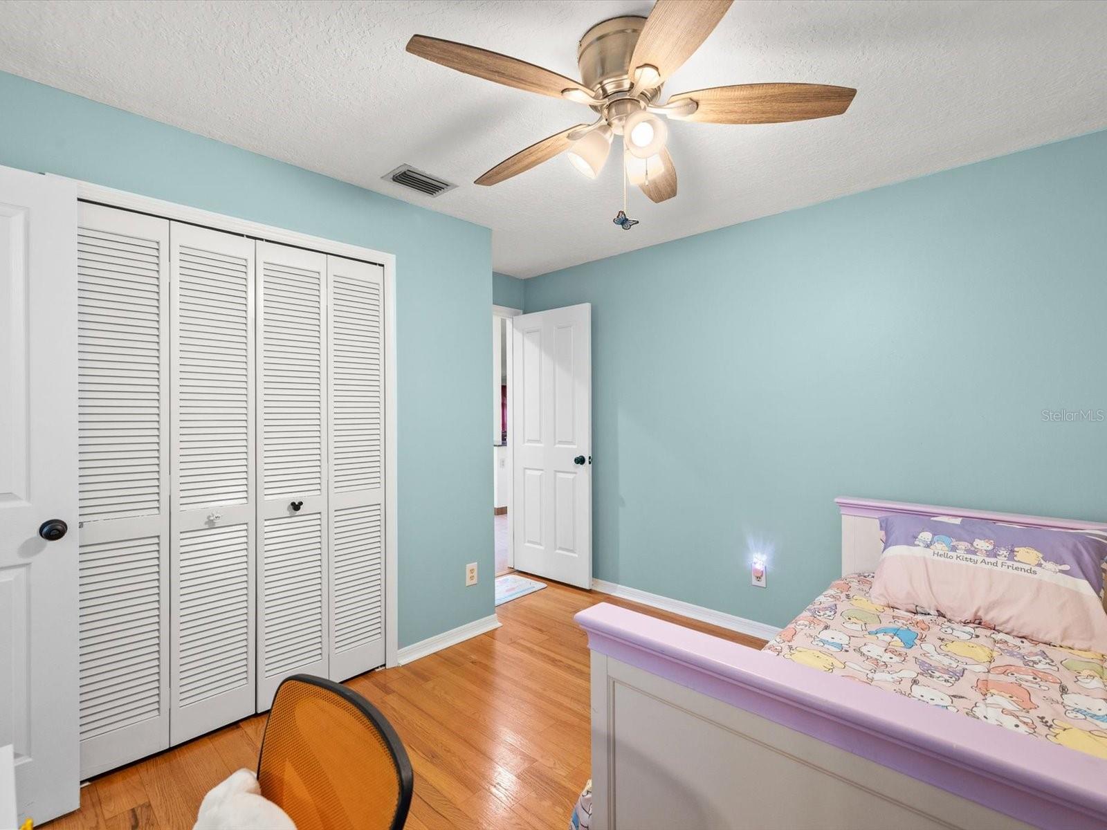 5416 WINDBRUSH DR — photo 32