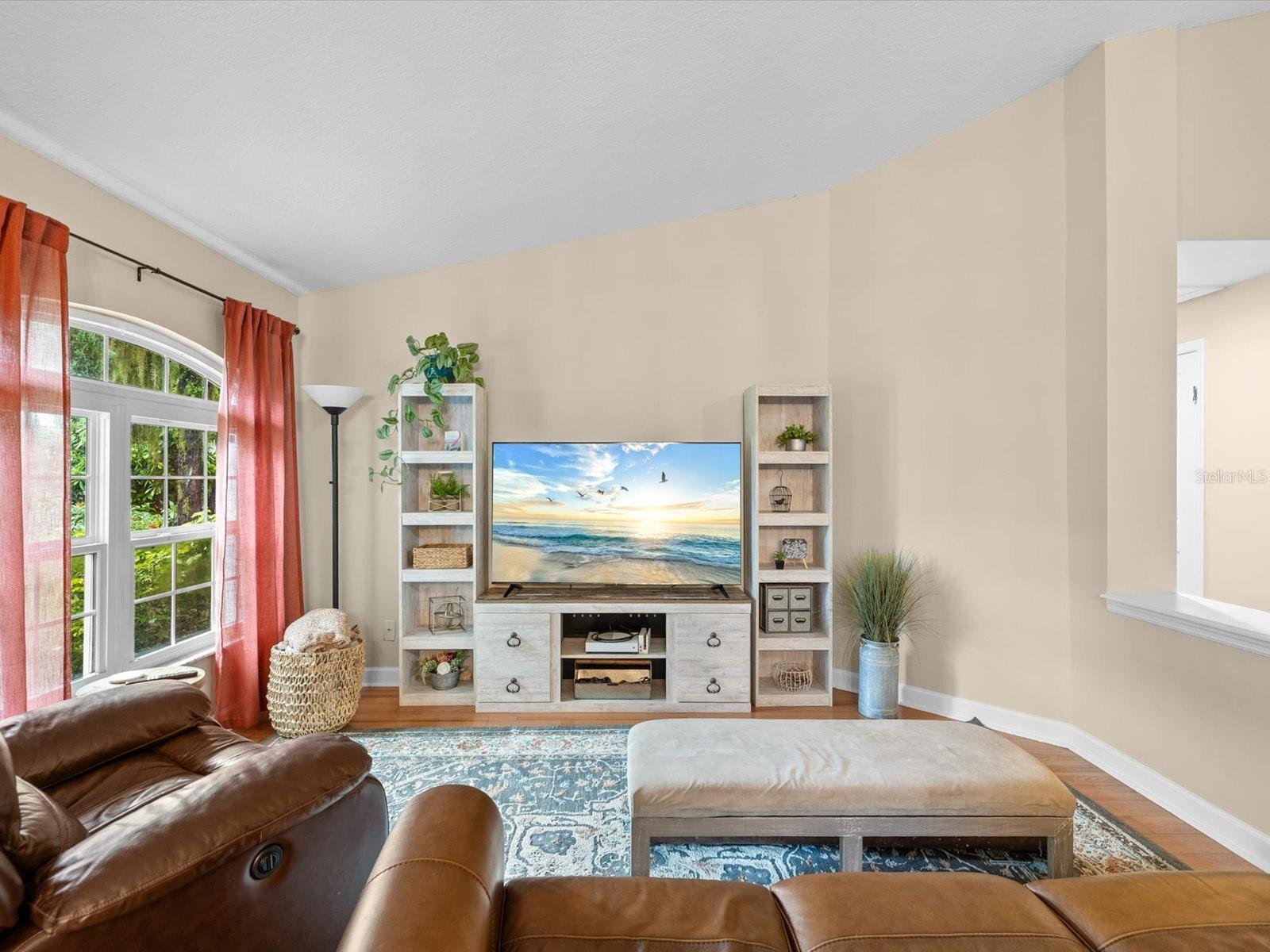 5416 WINDBRUSH DR — photo 3