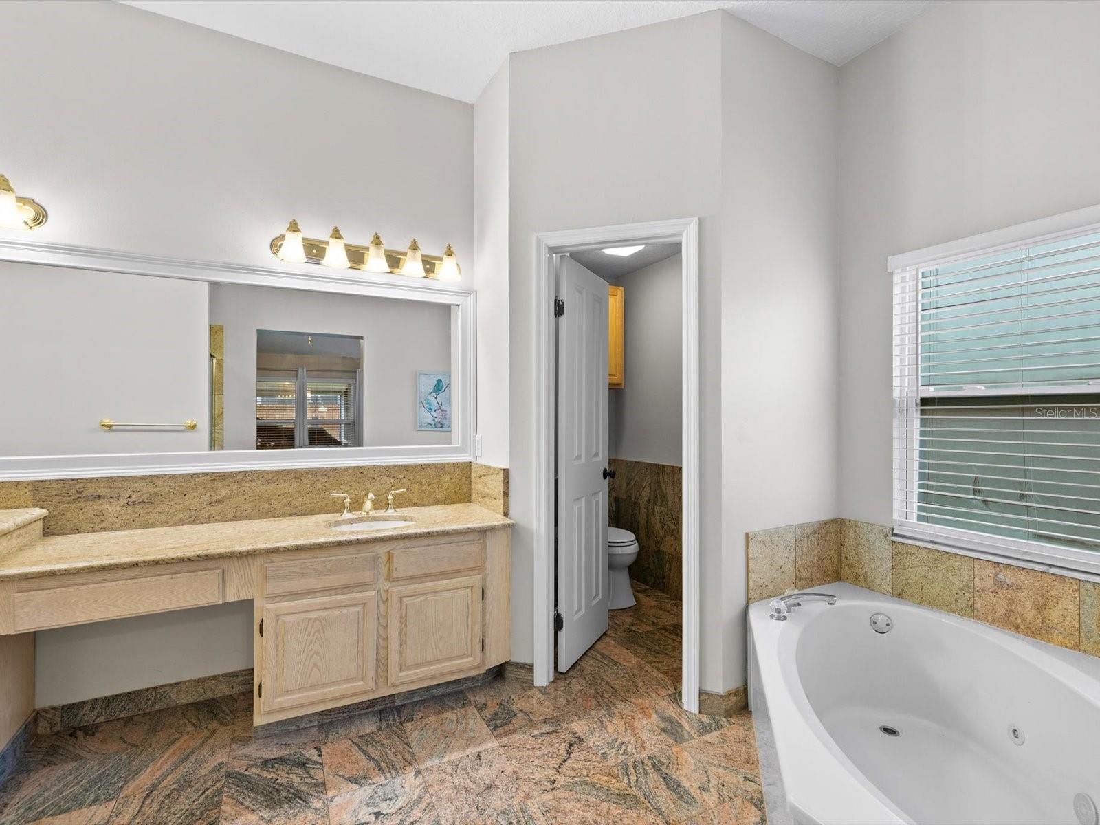 5416 WINDBRUSH DR — photo 20