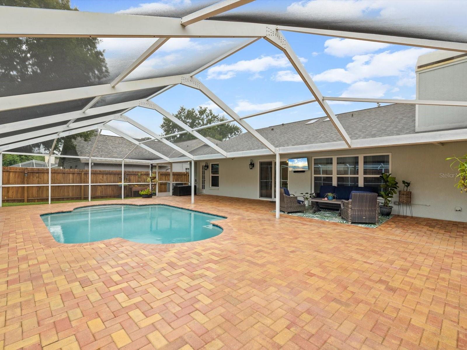 5416 WINDBRUSH DR — photo 44