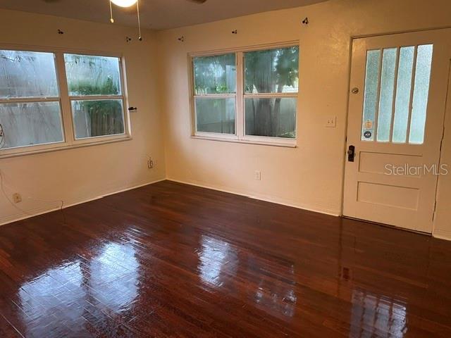 2919 DARTMOUTH AVE N #1/2 — photo 3