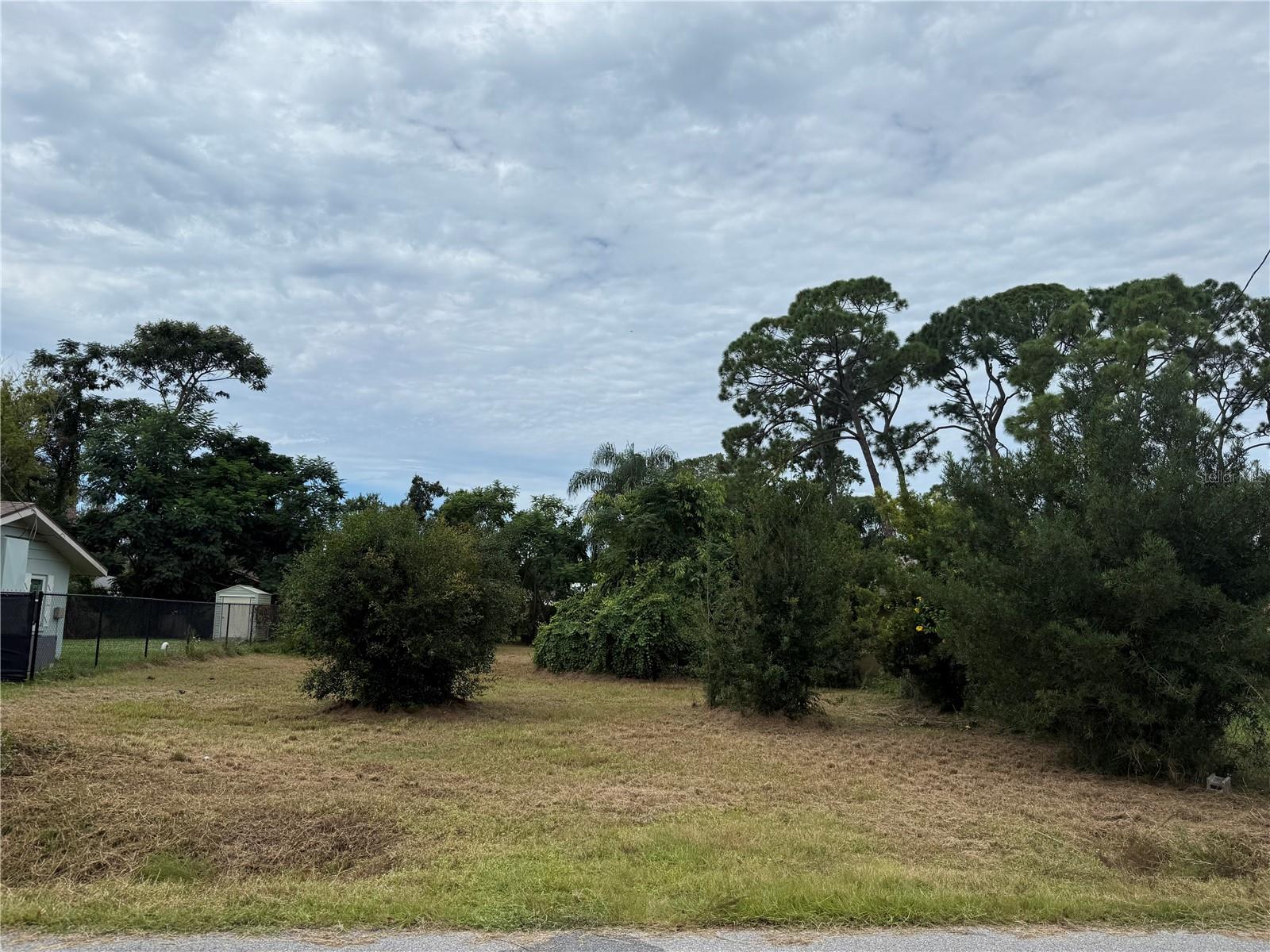 MURDOCK AVE — photo 3