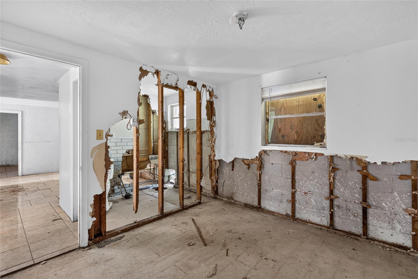6701 POMANDER AVE — photo 13
