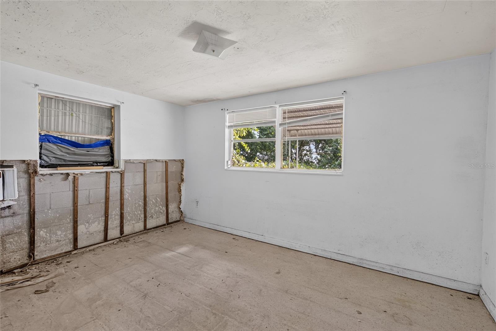 6701 POMANDER AVE — photo 12