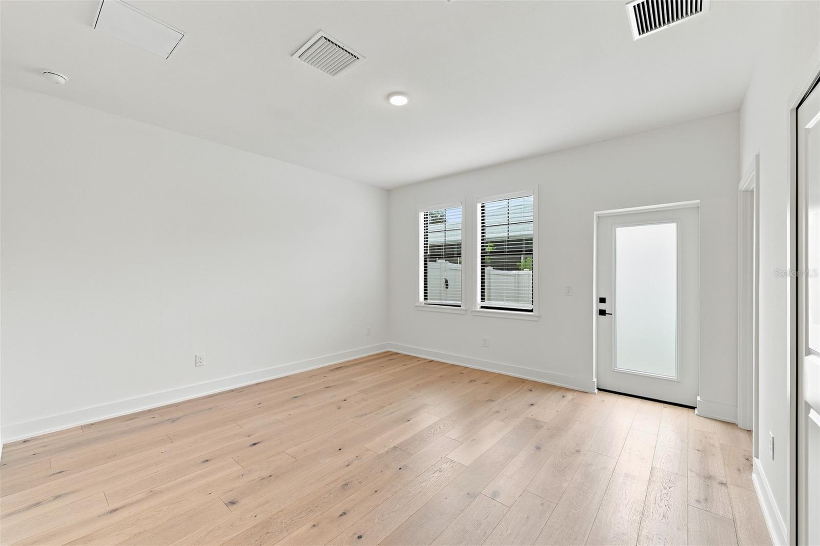 4324 W GRAY ST #2 — photo 12