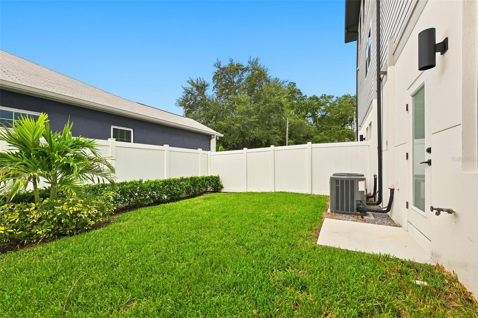 4324 W GRAY ST #2 — photo 33