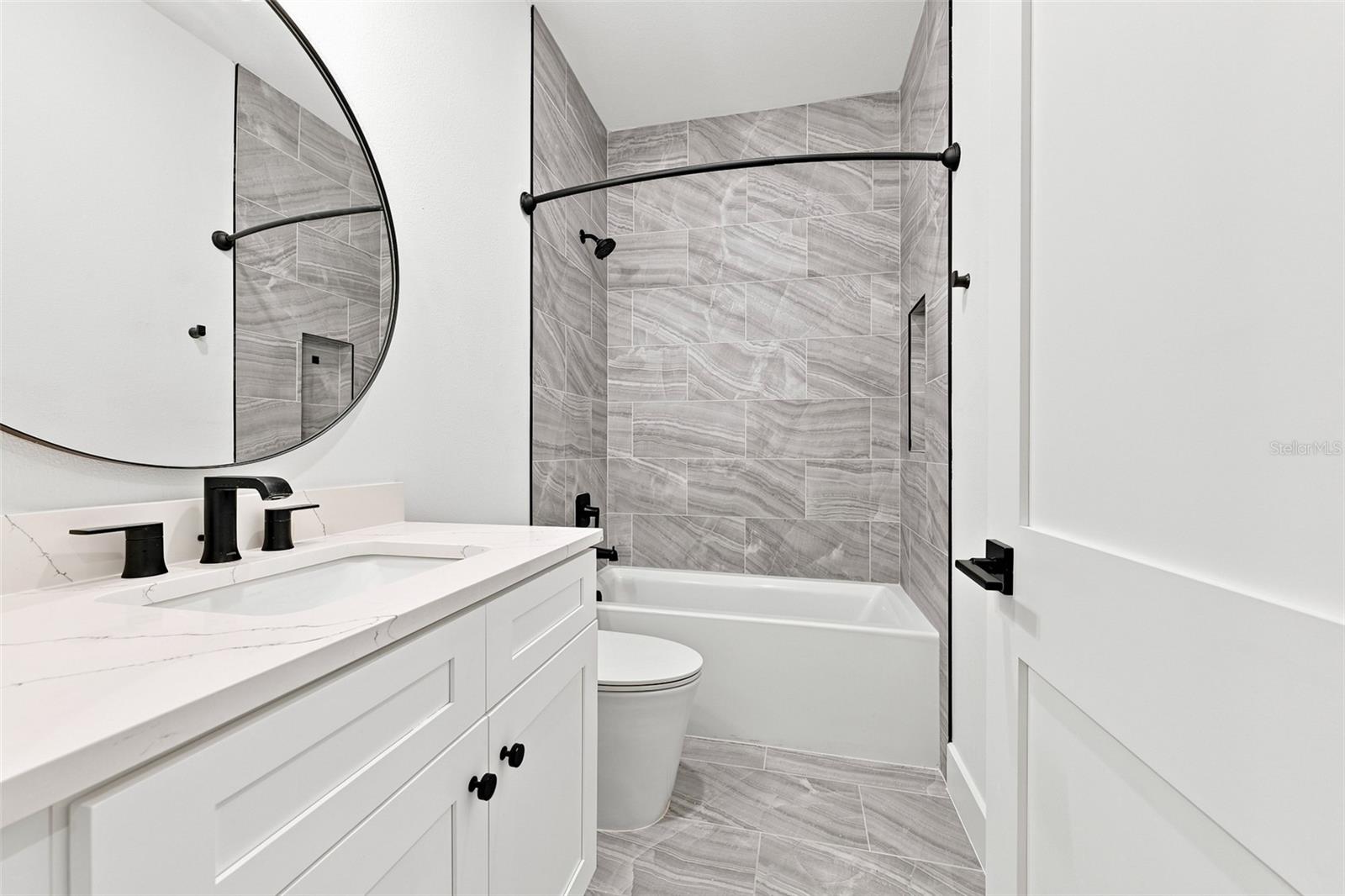 4324 W GRAY ST #2 — photo 29