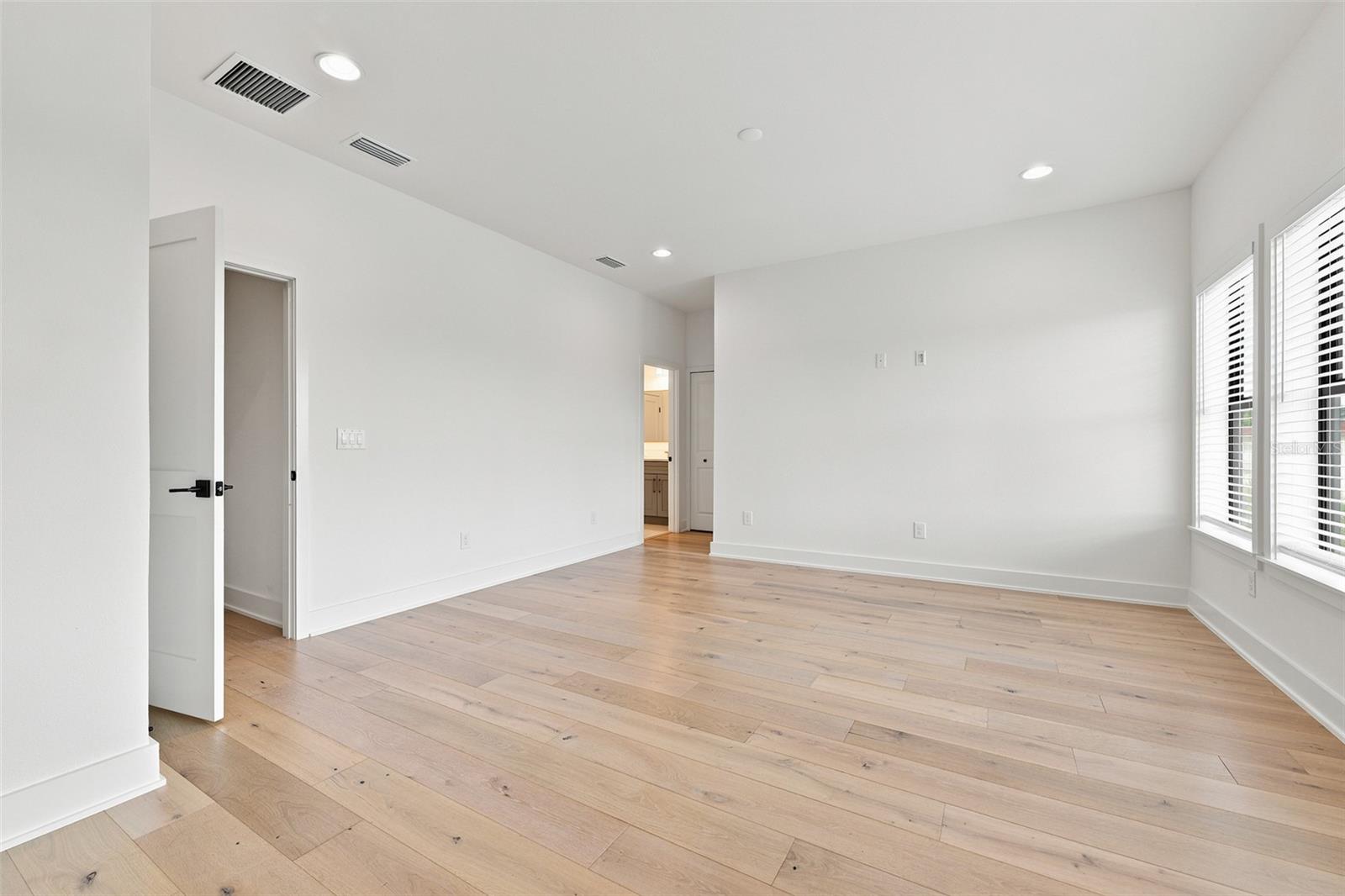 4324 W GRAY ST #2 — photo 25
