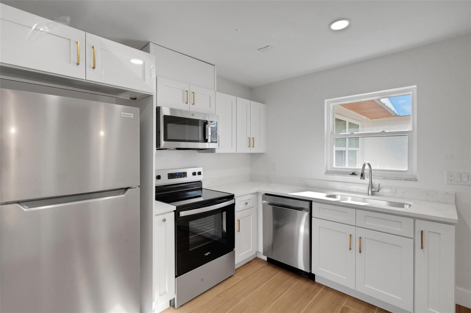 187 BEL FOREST DR #B — photo 20