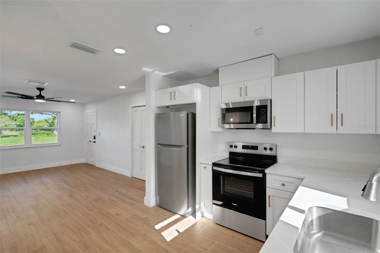 187 BEL FOREST DR #B — photo 21