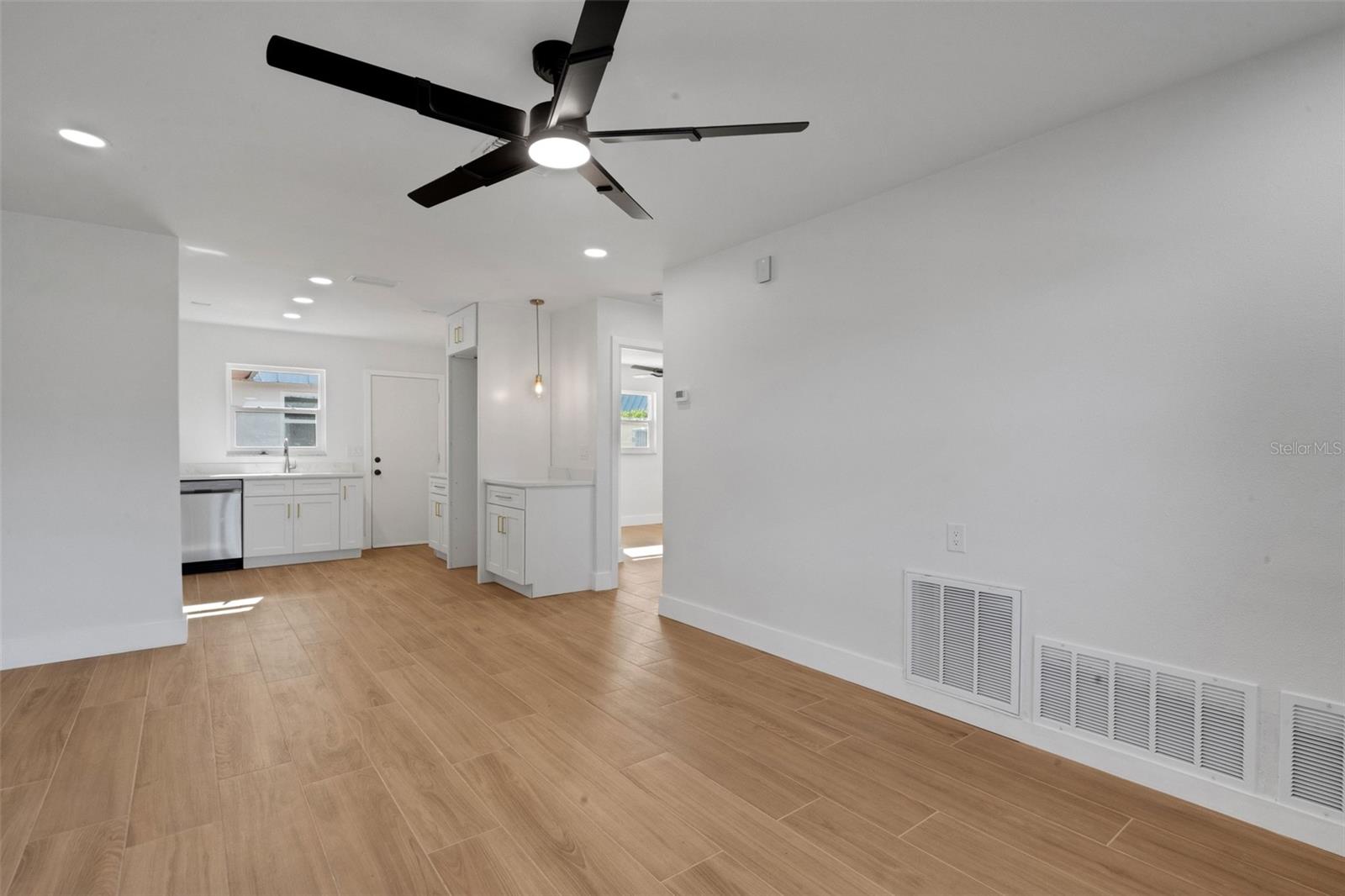 187 BEL FOREST DR #B — photo 15