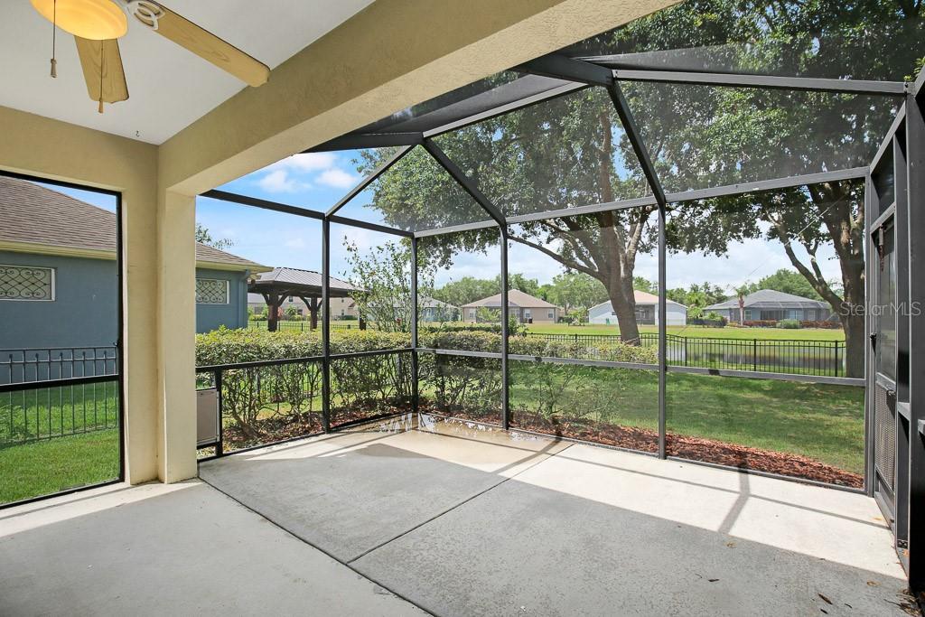 6349 BRIDGECREST DR — photo 26
