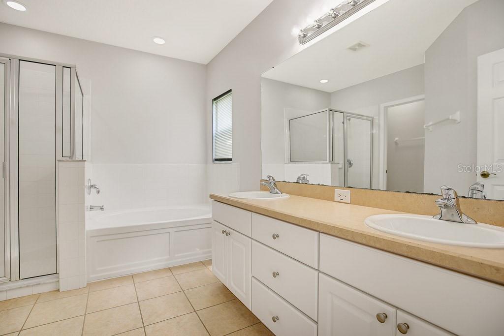 6349 BRIDGECREST DR — photo 16