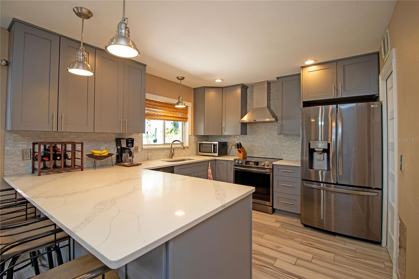 1640 CAPE HOPE AVE NE #2 — photo 3