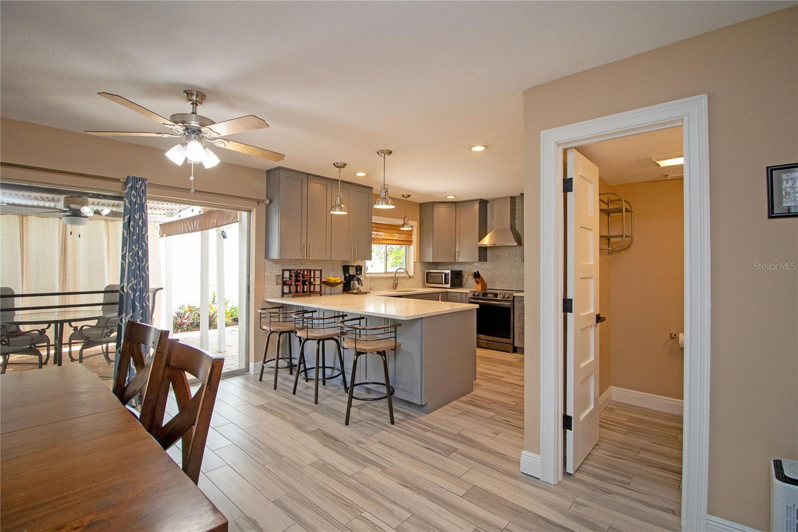 1640 CAPE HOPE AVE NE #2 — photo 8