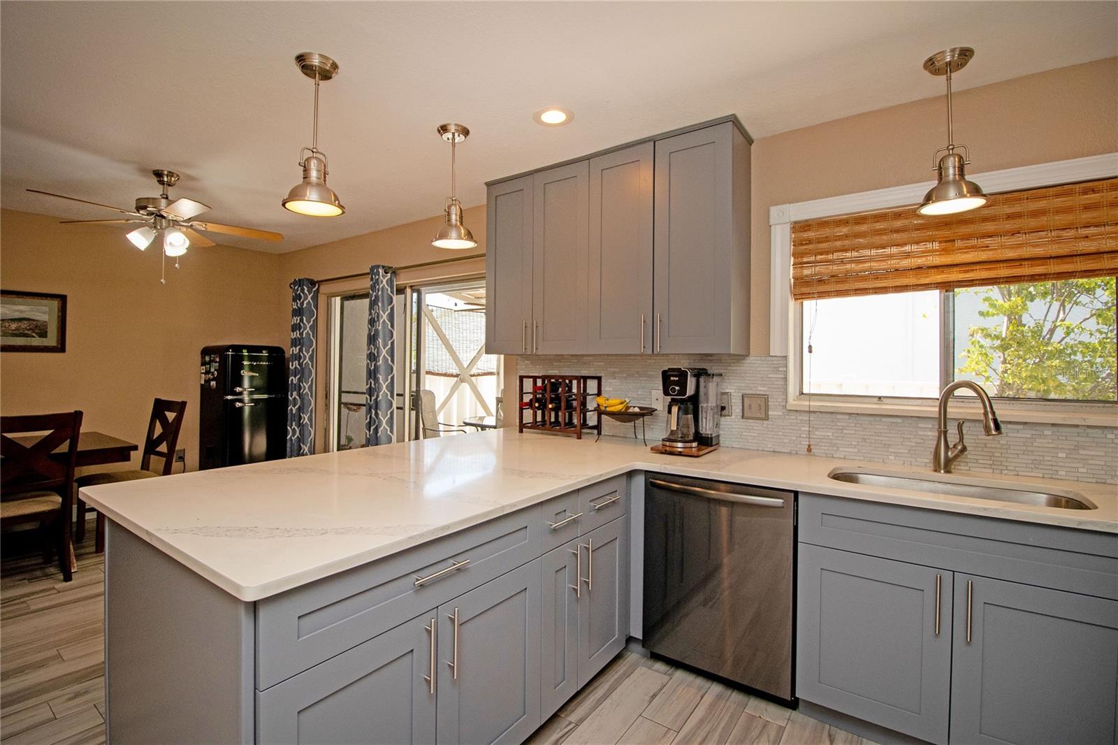 1640 CAPE HOPE AVE NE #2 — photo 7