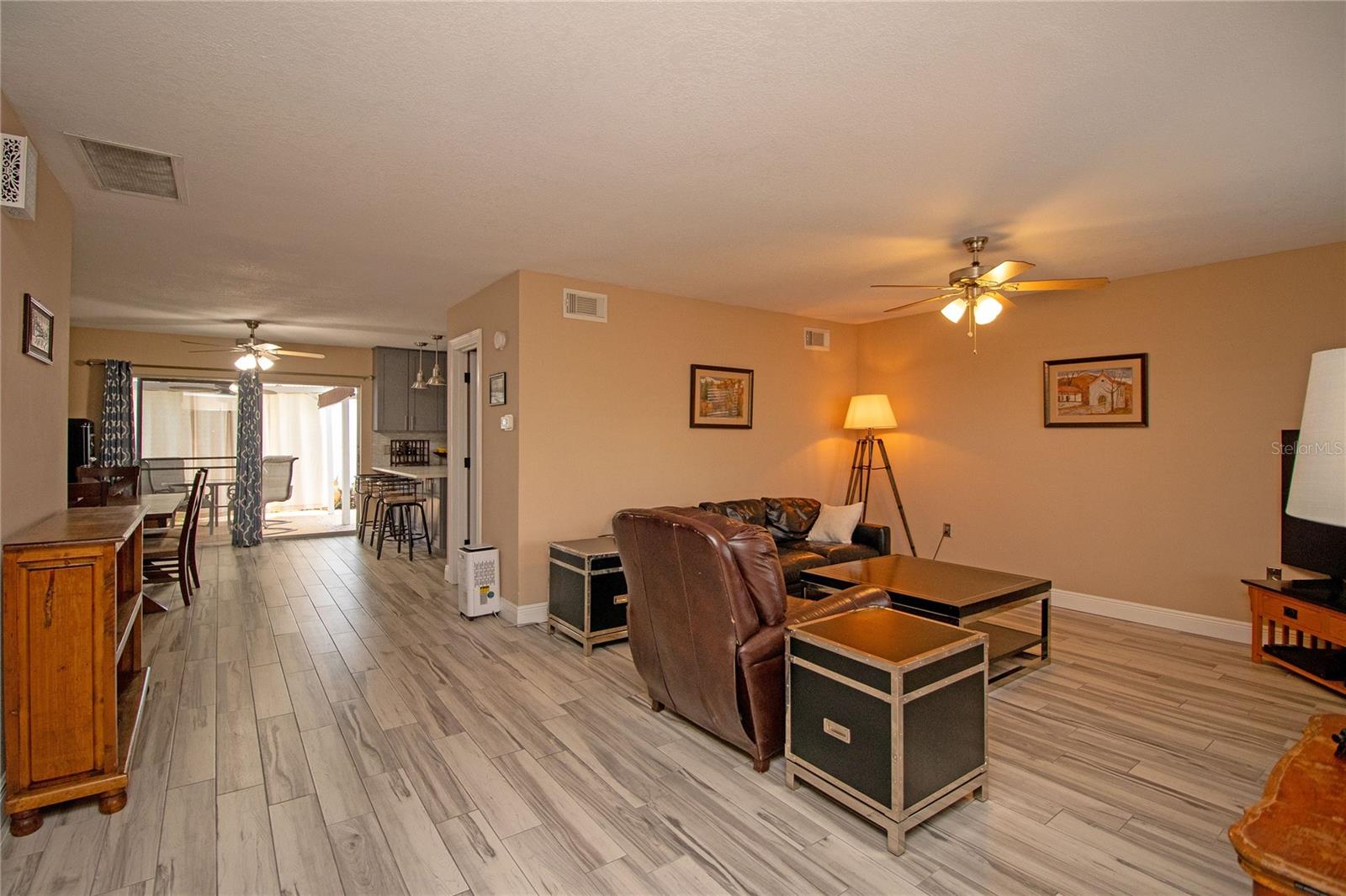 1640 CAPE HOPE AVE NE #2 — photo 10