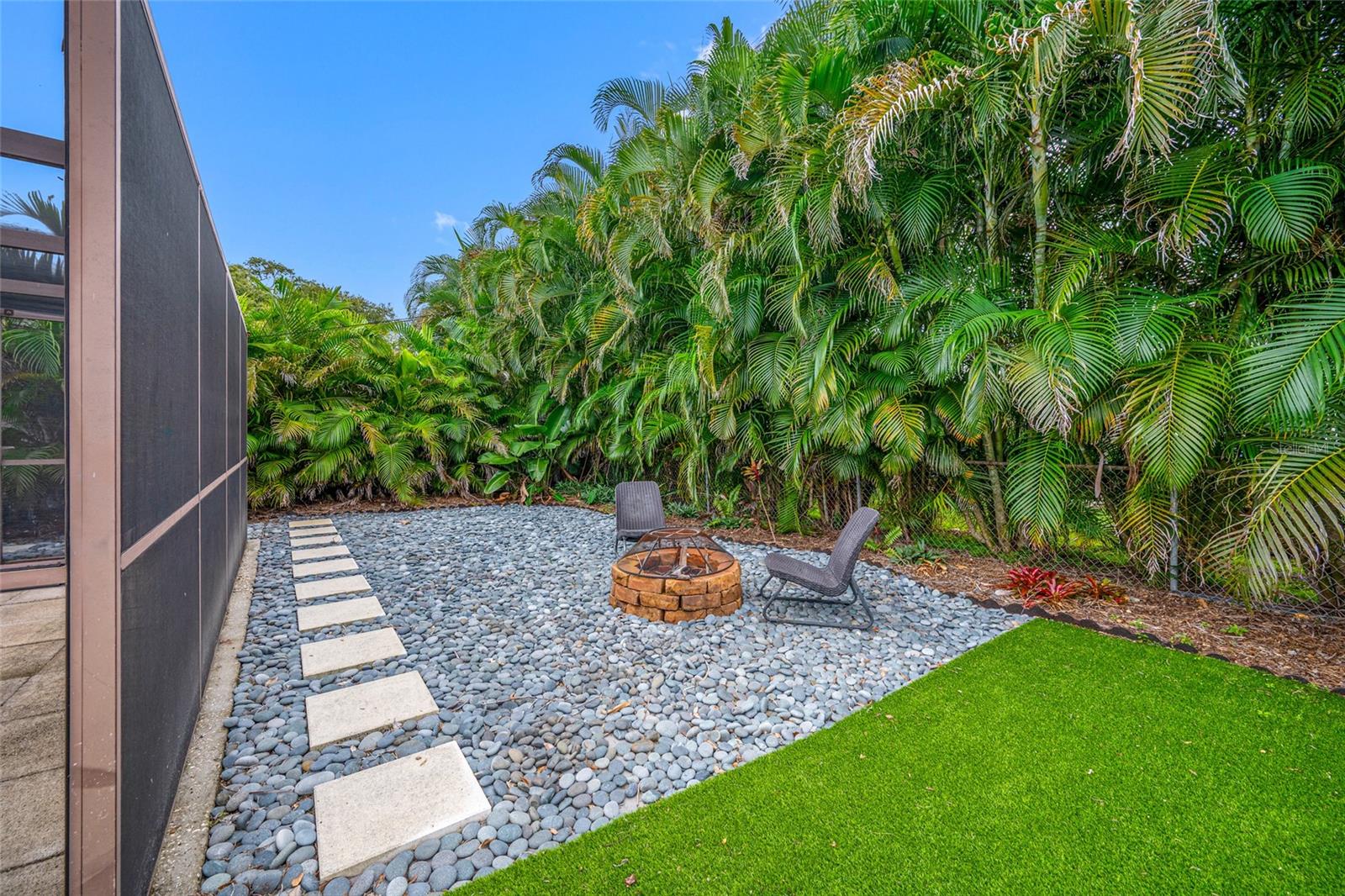 2354 KILGORE DR — photo 40