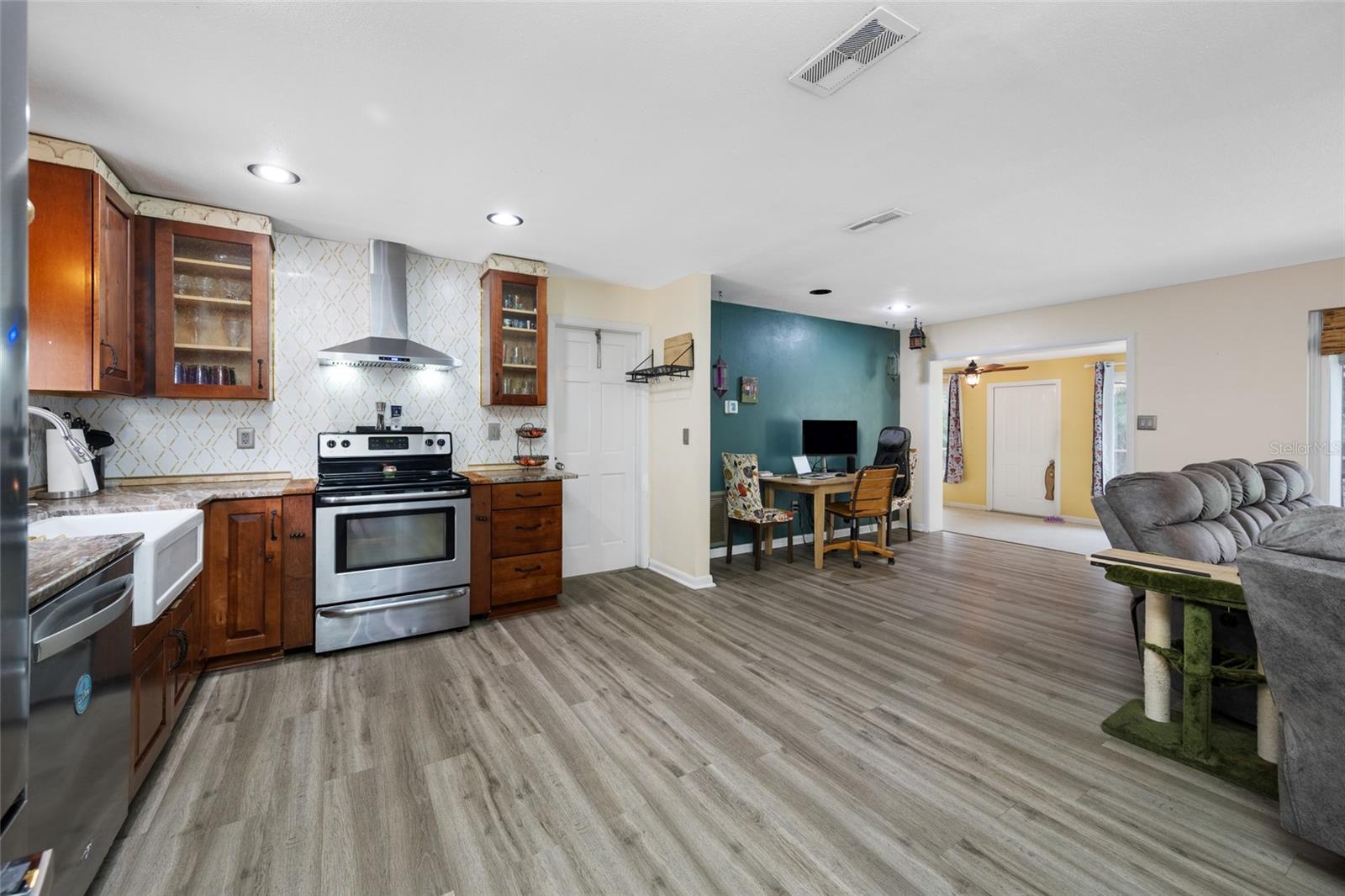 2354 KILGORE DR — photo 21