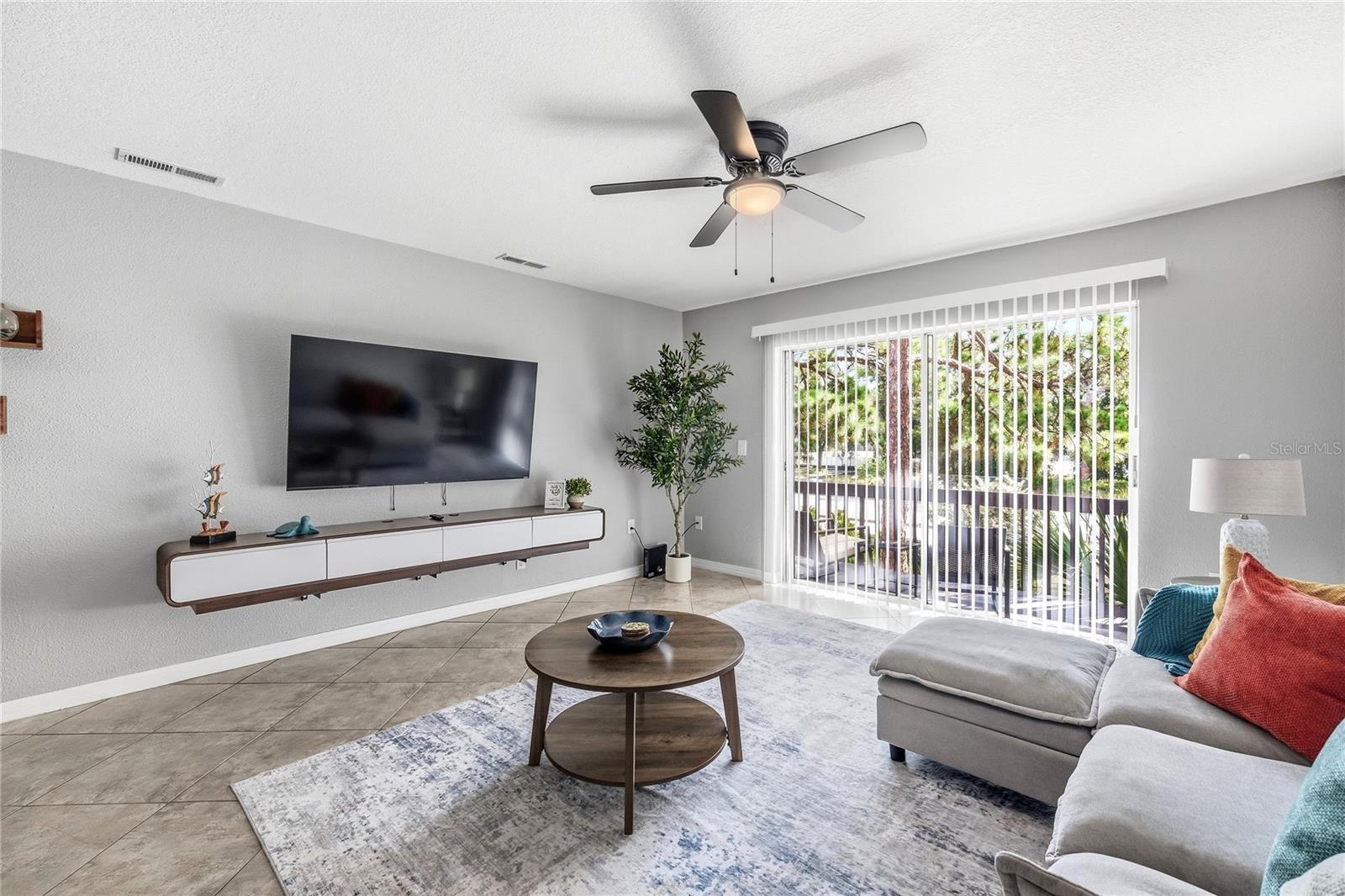 2744 HIDDEN LAKE BLVD #C — photo 8