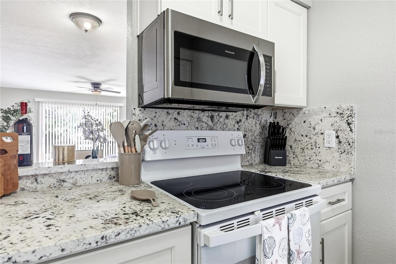 2744 HIDDEN LAKE BLVD #C — photo 12