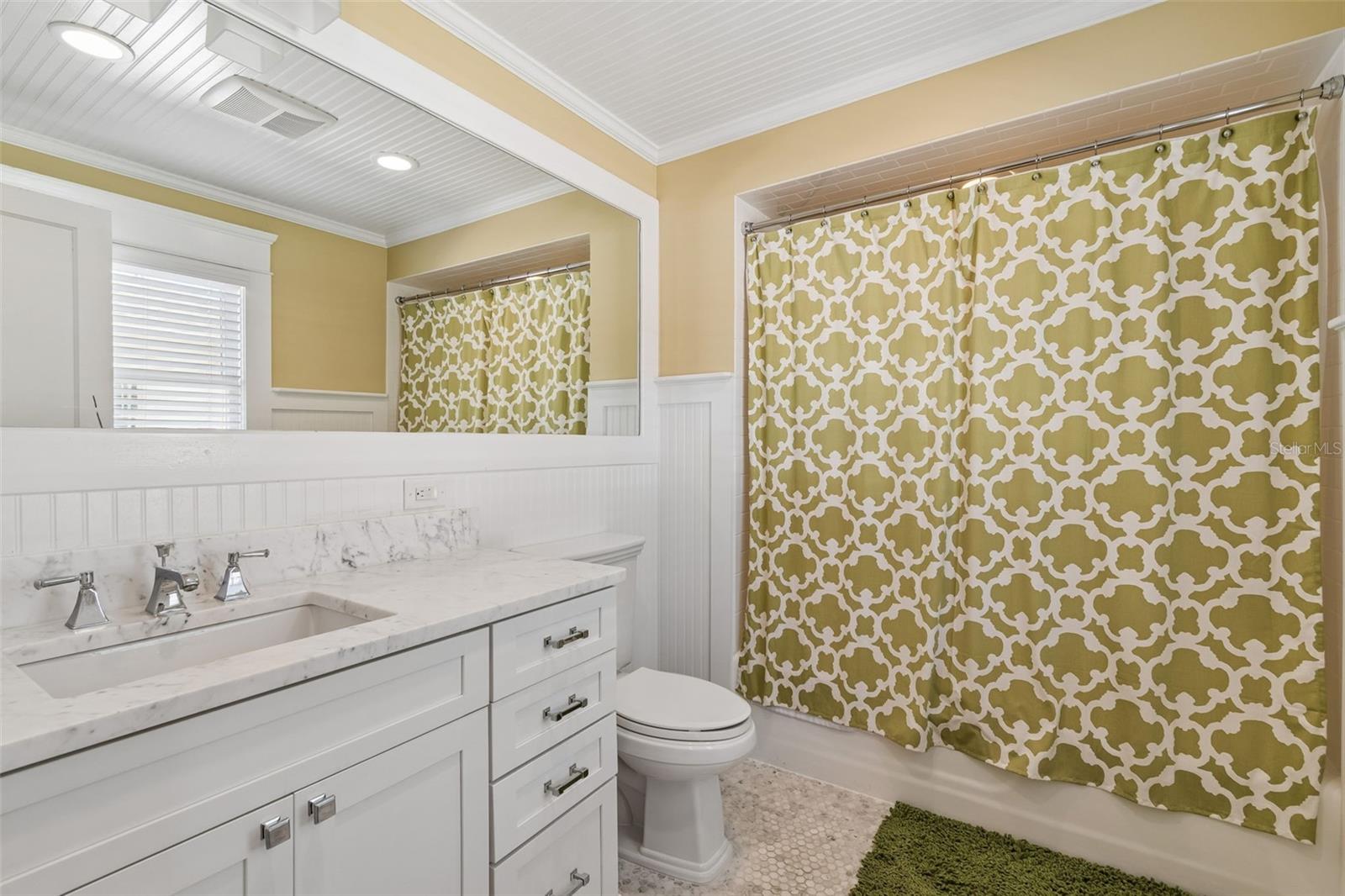 1505 S HOWARD AVE — photo 25