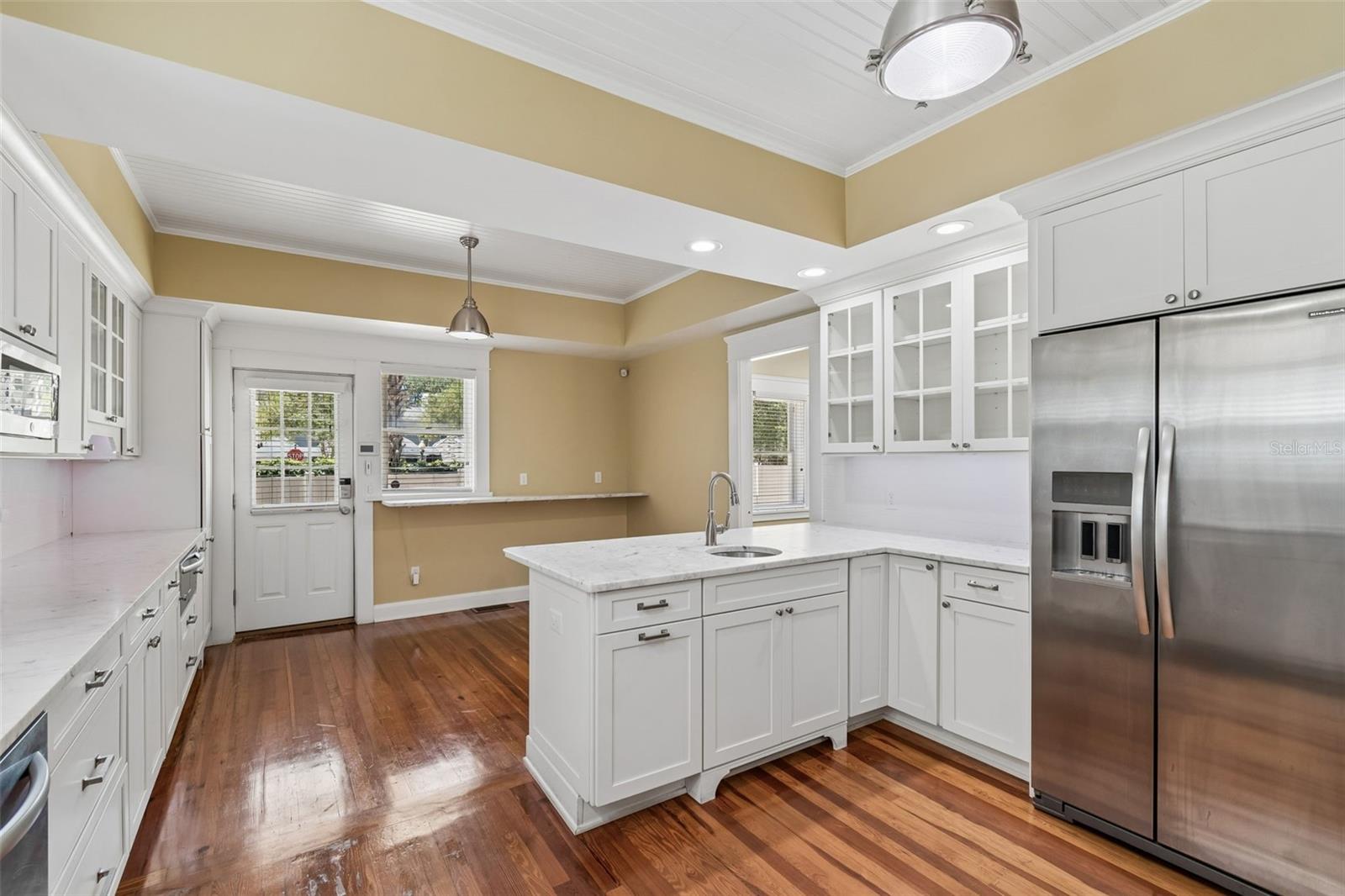 1505 S HOWARD AVE — photo 18