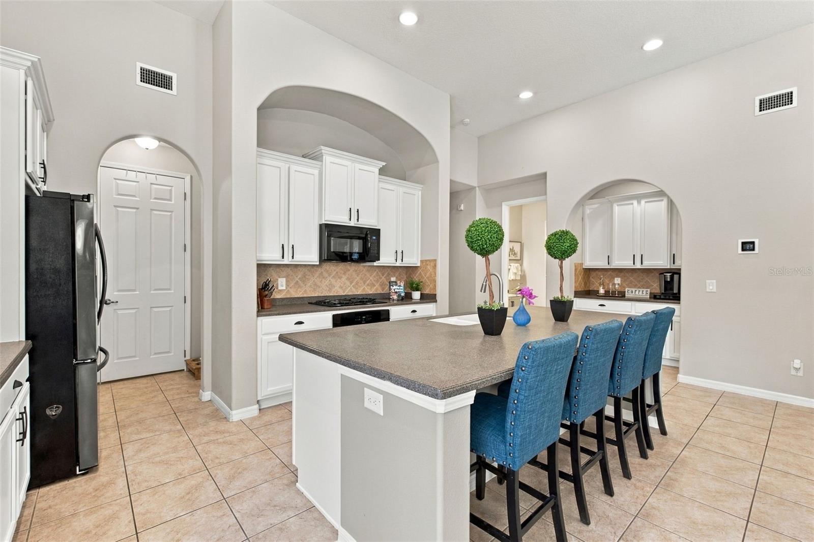 20316 HERITAGE POINT DR — photo 8