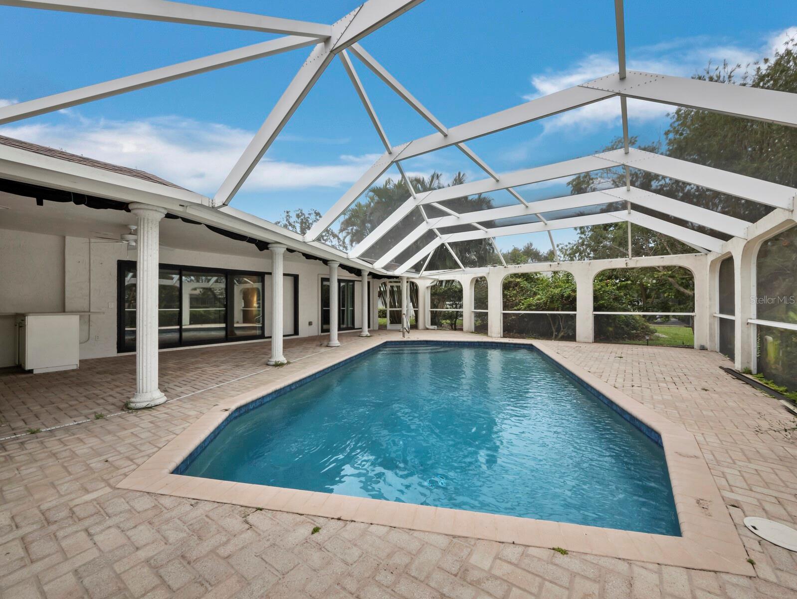 6945 COUNTRY LAKES CIR — photo 29