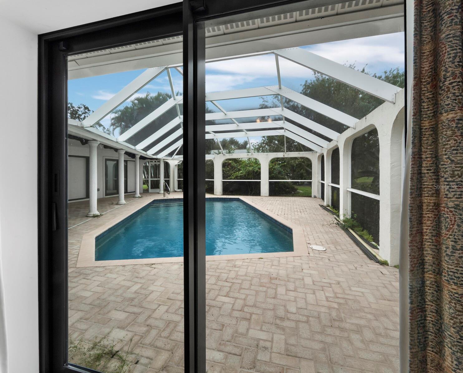 6945 COUNTRY LAKES CIR — photo 19