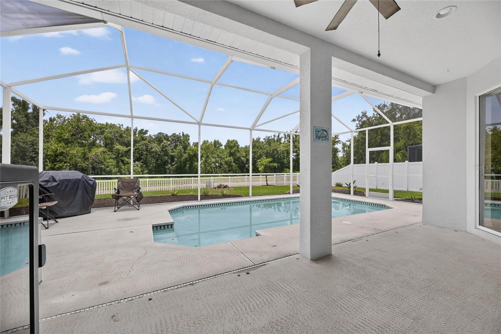 12419 RIVERGLEN DR — photo 47