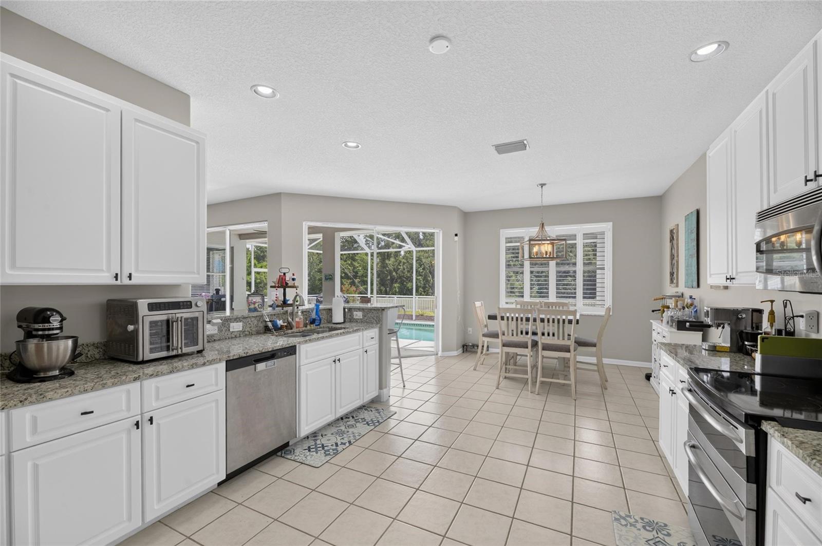 12419 RIVERGLEN DR — photo 16