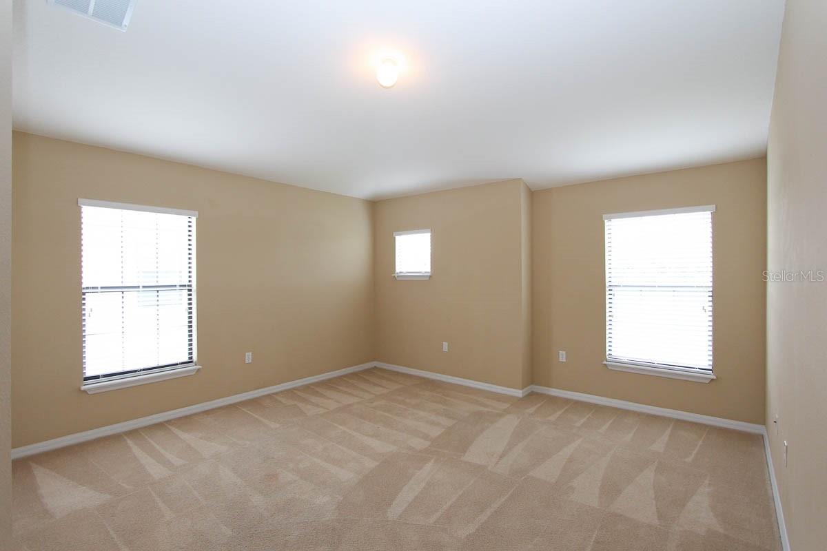 16515 KINGLETRIDGE AVE — photo 5