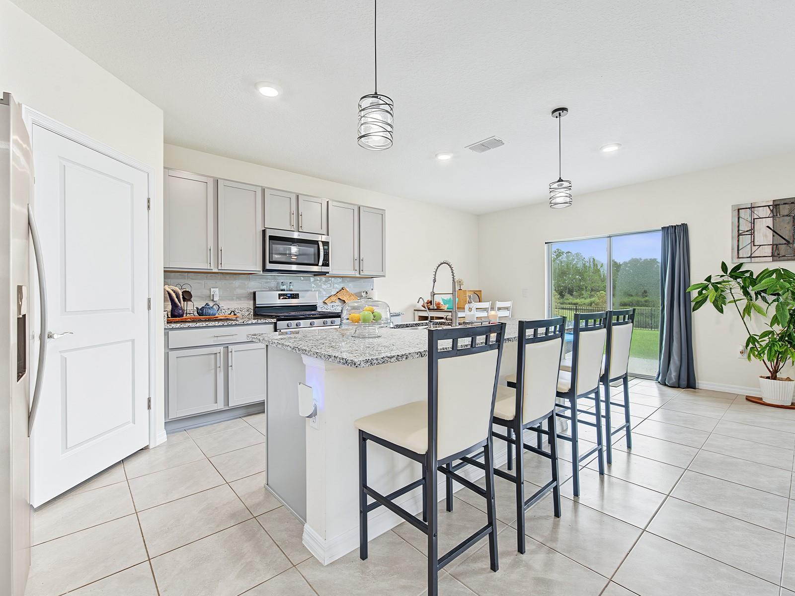 36013 ELLSWORTH PL — photo 6
