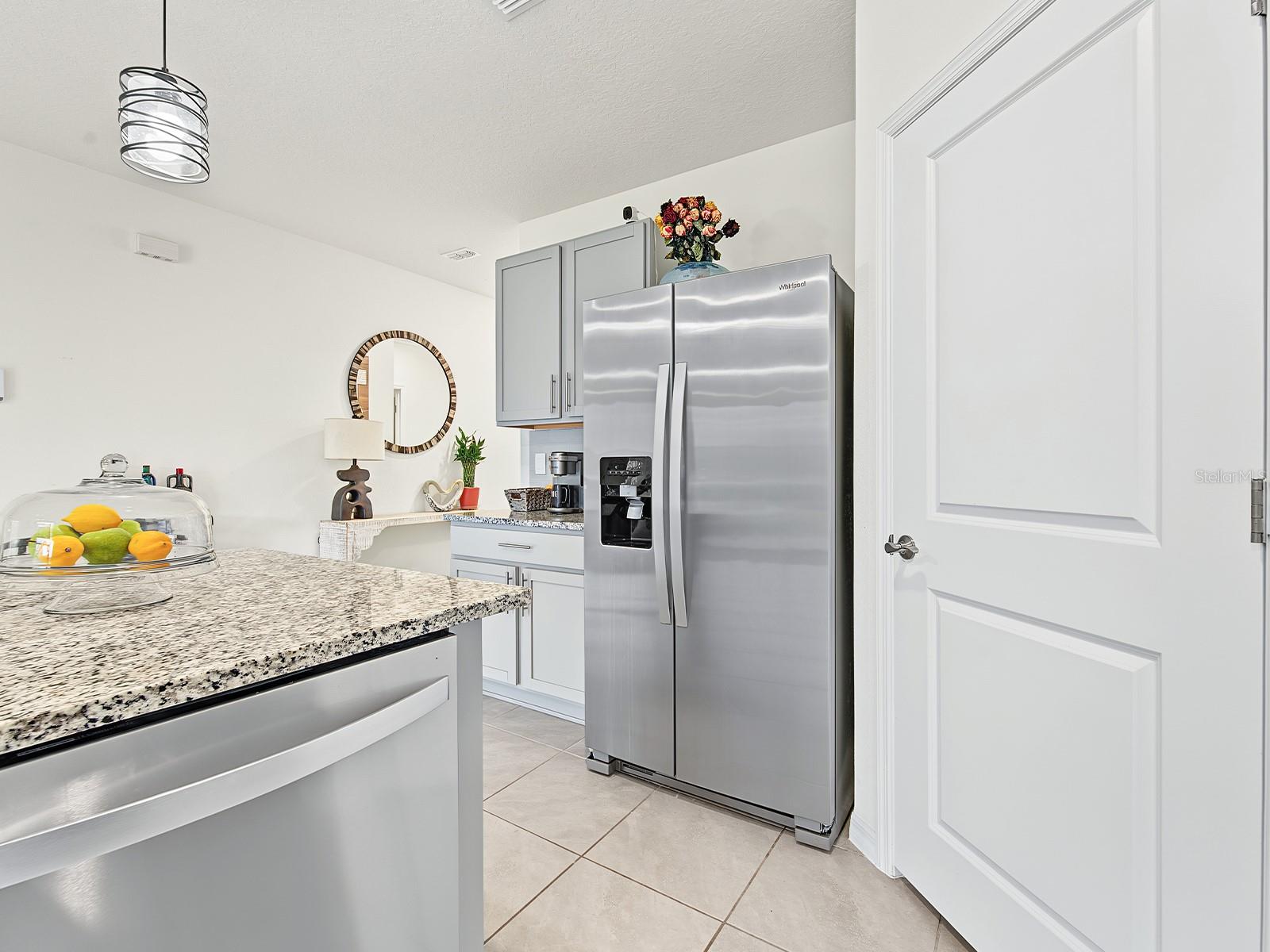 36013 ELLSWORTH PL — photo 5