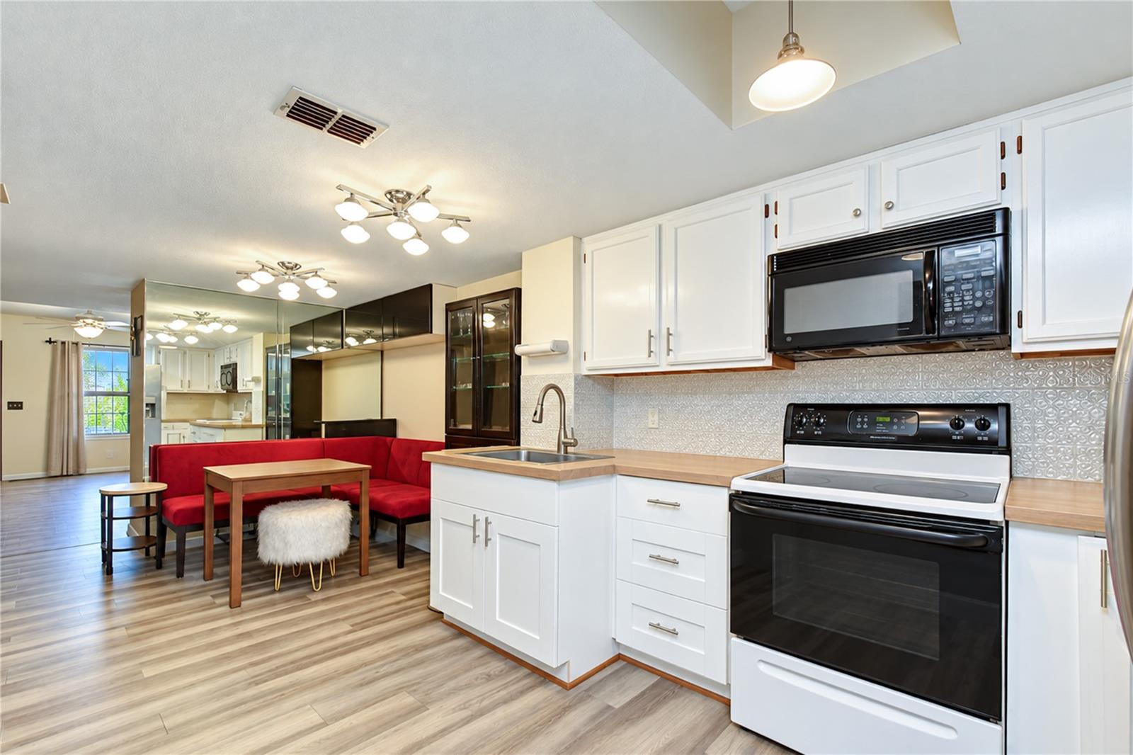 8622 COBBLER PL — photo 16