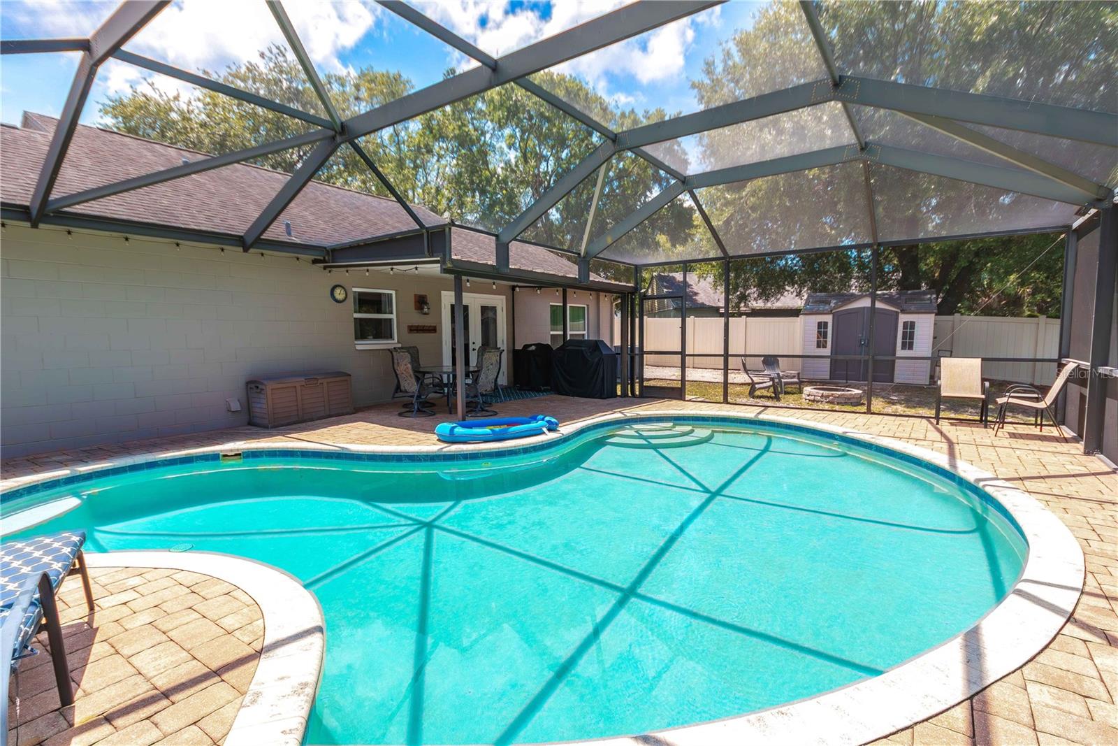 4311 COUNTY BREEZE DR — photo 21