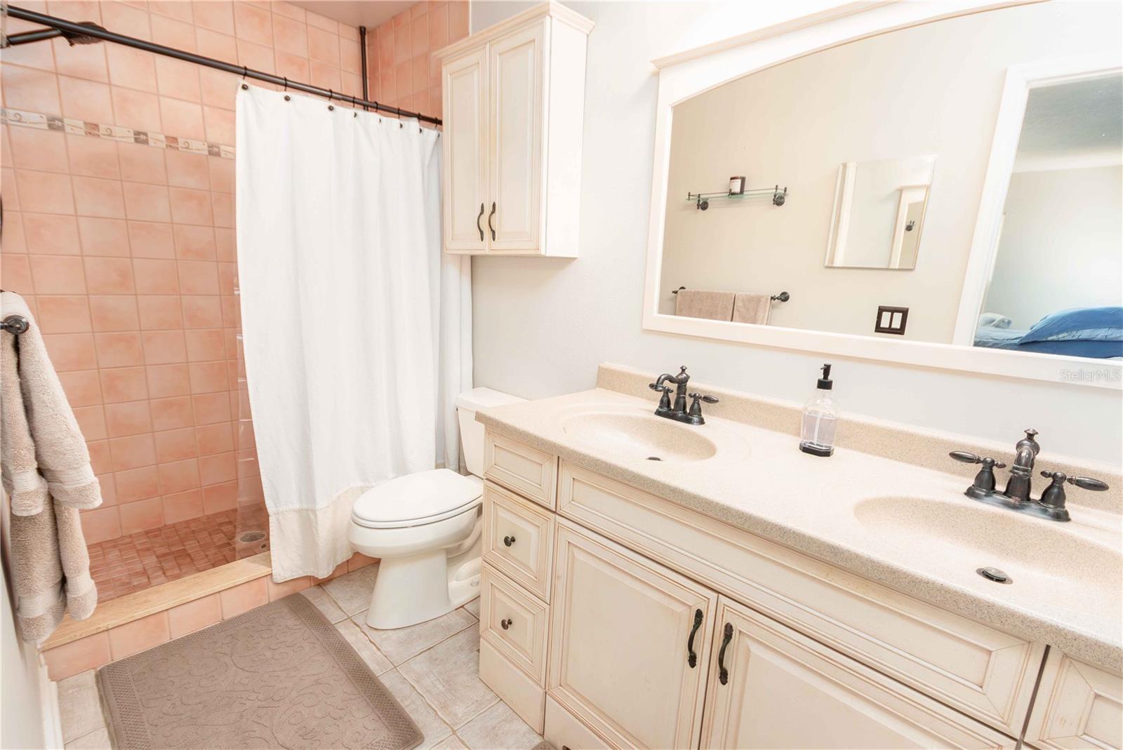 4311 COUNTY BREEZE DR — photo 16