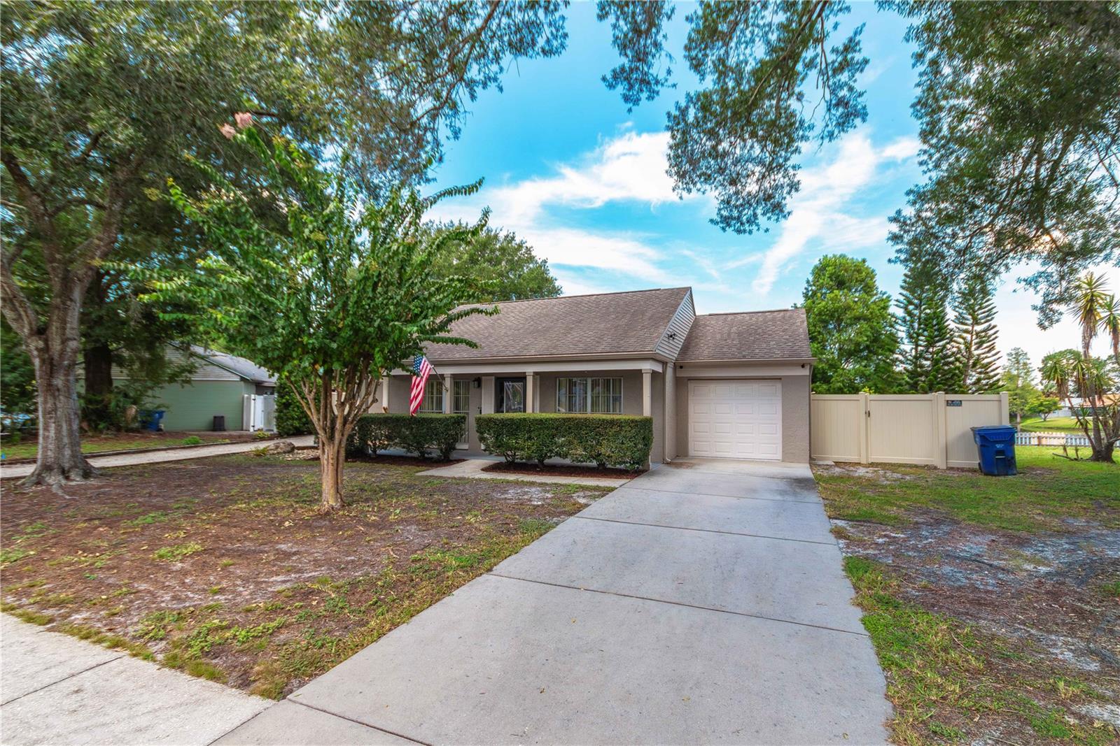 4311 COUNTY BREEZE DR — photo 30