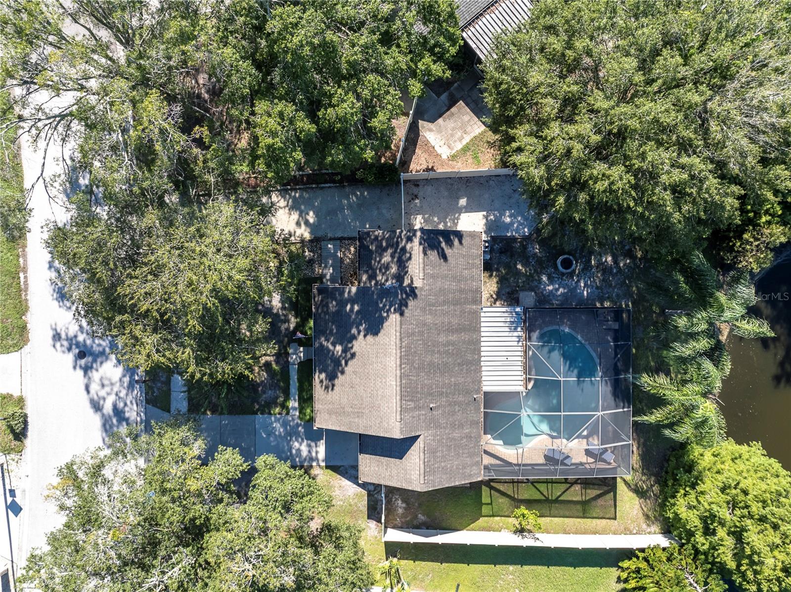 4311 COUNTY BREEZE DR — photo 34