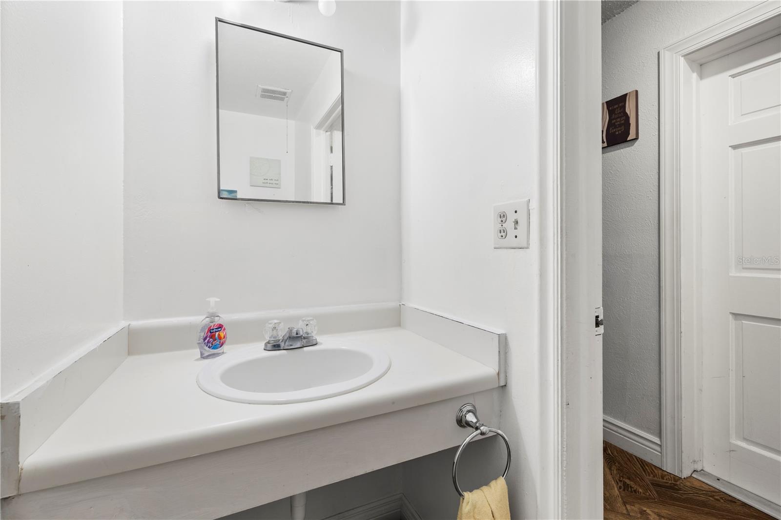 1799 N HIGHLAND AVE #44 — photo 8