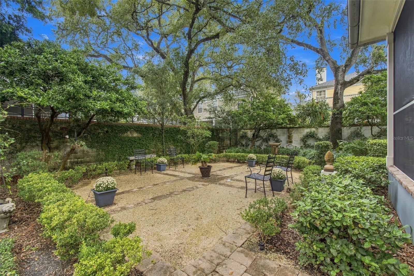 3715 W NEPTUNE ST — photo 92